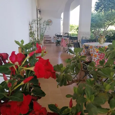 Bed & Breakfast La Via Del Mare
