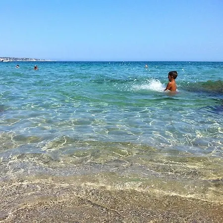 La Via Del Mare Bed & Breakfast Arenella (Syracuse)
