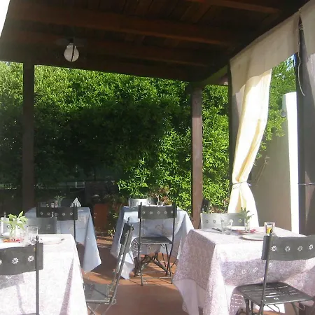 Bed & Breakfast La Via Del Mare Arenella (Syracuse)