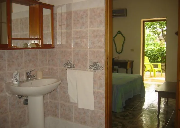 Bed and breakfast La Via Del Mare